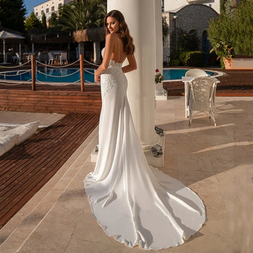 Sexy Mermaid Wedding Dresses Spaghetti Straps V Neck Beading Appliques Jersey Elegant Court Train Bridal Gowns Robe De Mariee