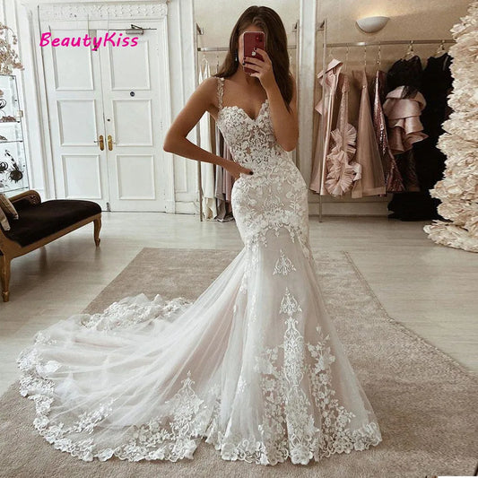 Ivory Mermaid Wedding Dresses Lace Appliques Tulle Bridal Gowns with Court Train Sweetheart Straps Vintage Wedding Gowns 2023